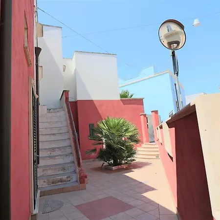 Casa Vacanza Roma Ad Casa de Férias Alezio